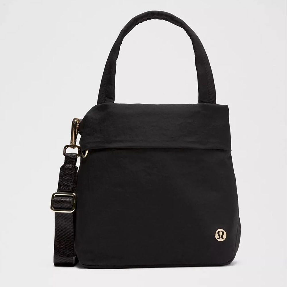 lululemon On My Level 5L Black Women's tote